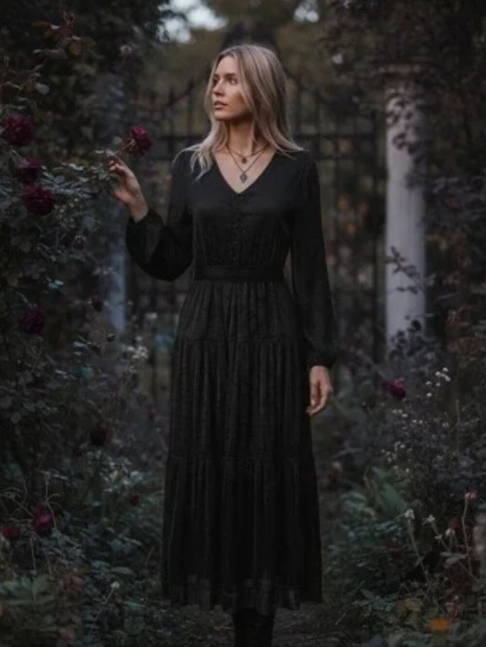 NWT HALARA Gothic Velvet Witchy Long Sleeve Black Tiered V-Neck Maxi Dress L - Picture 1 of 14